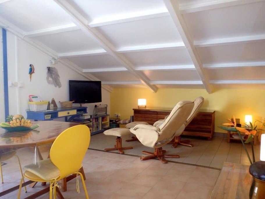 Charmant Et Spacieux Studio A 50M De La Plage Le Diamant Eksteriør bilde
